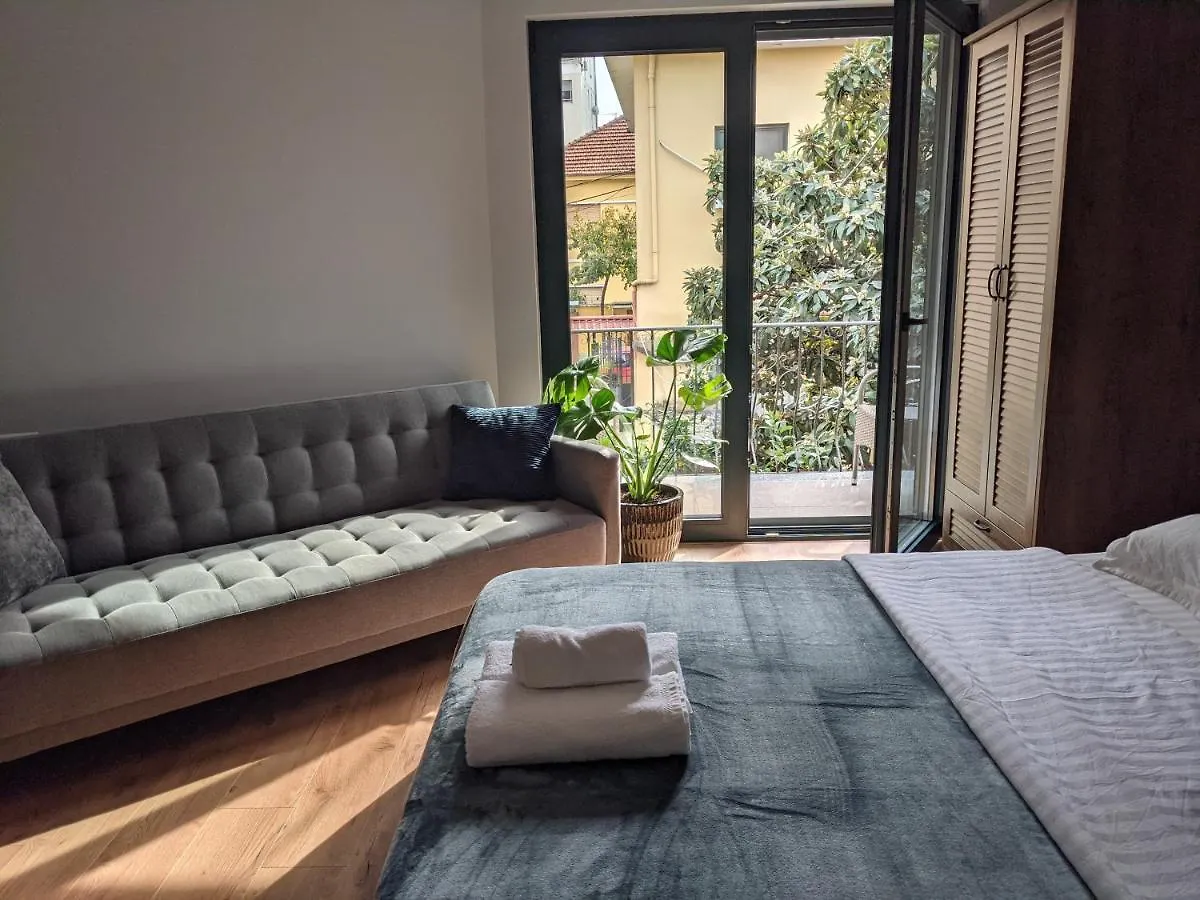 Condesa Bed & Breakfast Tirana
