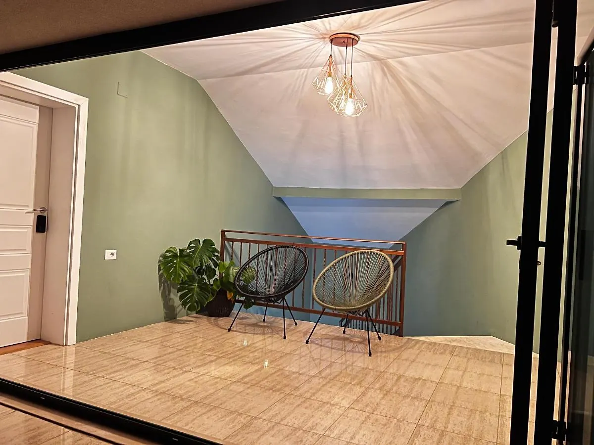 Bed and Breakfast Condesa Tirana